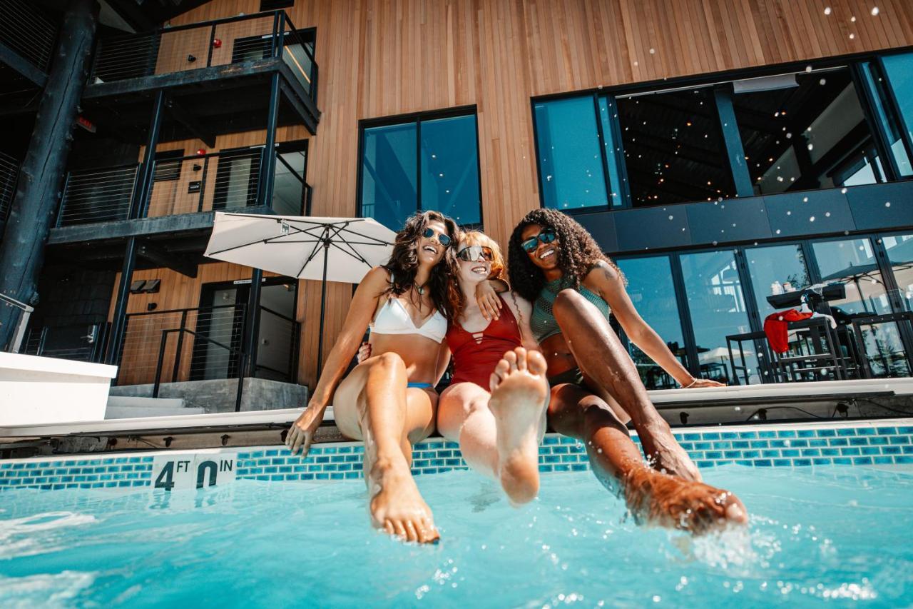 Gravity Haus Jackson Hole Hotel Teton Village Exterior foto